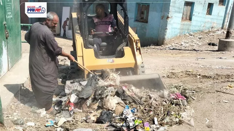 حملات للنظافة ورفع الإشغالات وتجميل الشوارع بمركزي سنورس وإطسا