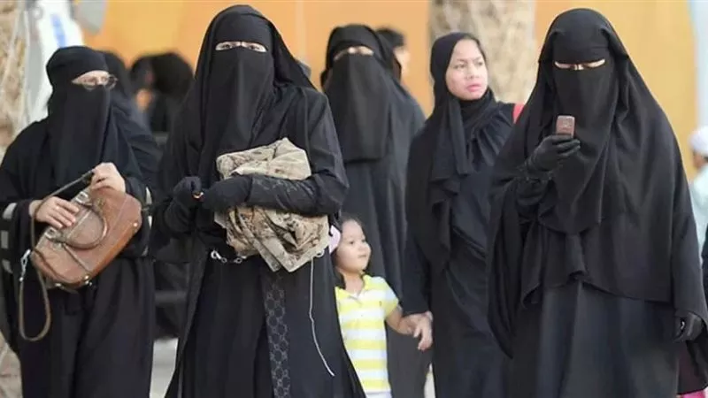 غرامات تصل لـ 3 آلاف يورو.. البرتغال تحظر ارتداء النقاب في الأماكن العامة