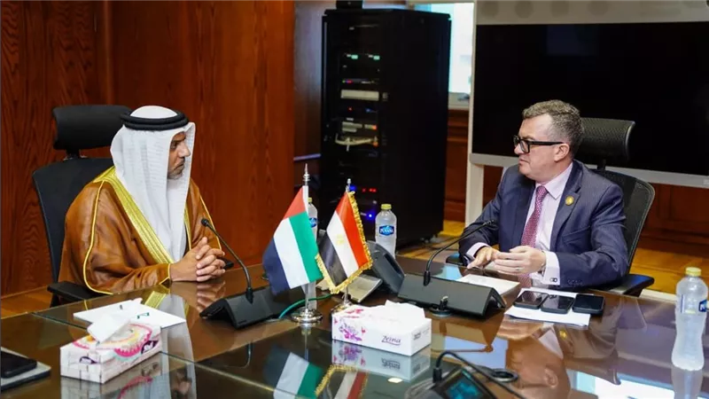 وزير التخطيط والسفير الإماراتي بالقاهرة يبحثان دعم العلاقات الاقتصادية والتعاون المشترك 