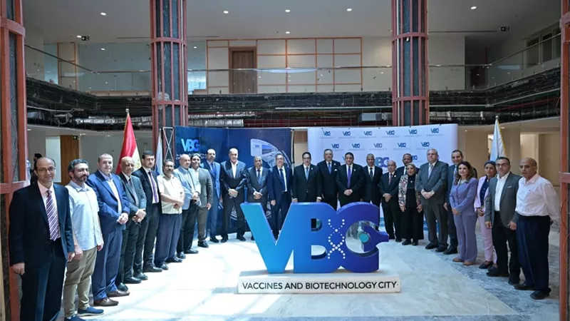 جامعة القاهرة ومدينة اللقاحات تدشنان شراكة لربط البحث العلمي بالصناعة