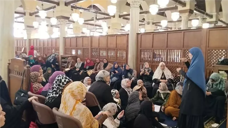 «ملتقى الأزهر بلغة الإشارة» يحتفي بذكرى مولد النبي ﷺ بالجامع الأزهر
