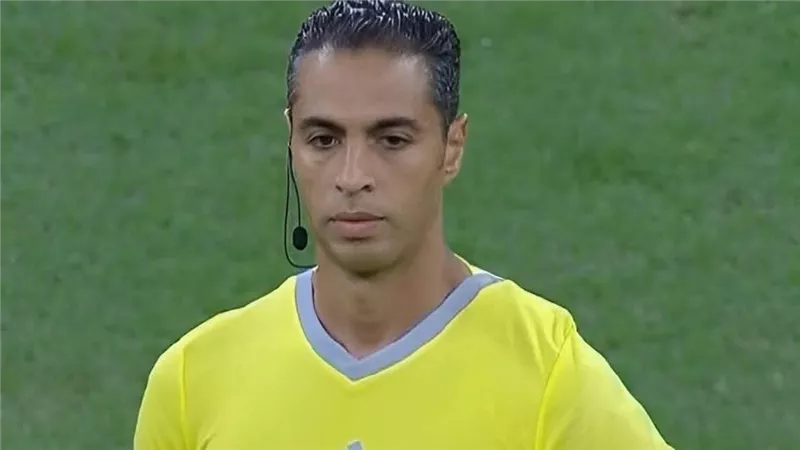 محمد صلاح ينتقد موقف الزمالك من أمين عمر: المبادئ موسمية
