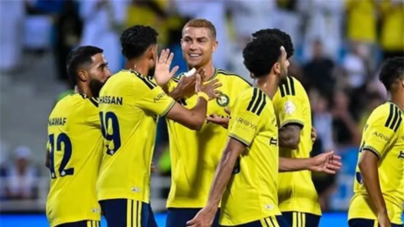 النصر يضرب الرياض برباعية نظيفة بمشاركة تريزيجيه وعودة رونالدو بدوري روشن