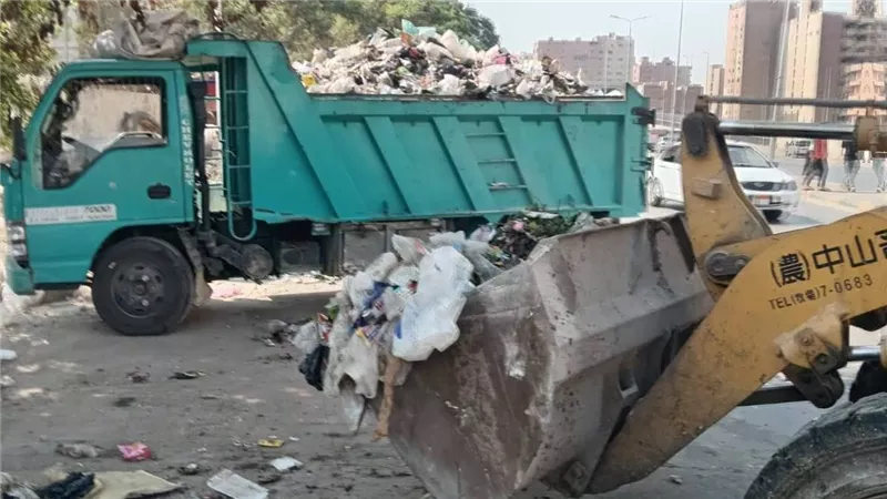 الأنصاري: لا تهاون مع حرق القمامة أو أعمال البناء والأنشطة غير المرخصة