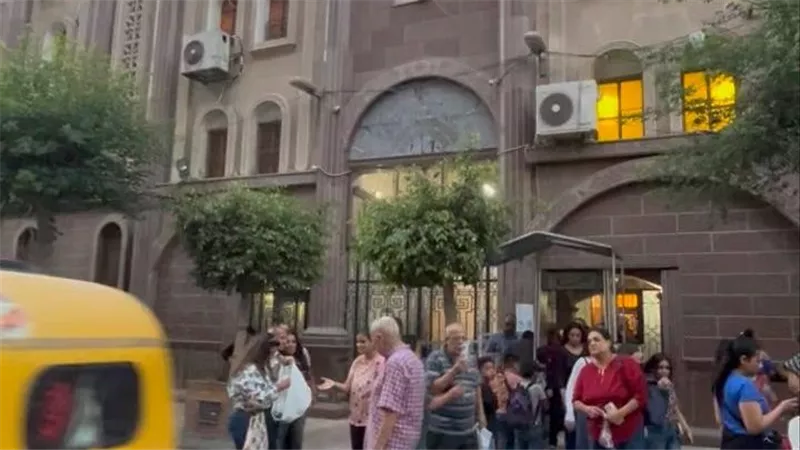  قرص العذراء وحلاوة المولد في أكياس واحدة حكاية فرحة جمعت المصريين بالإسكندرية