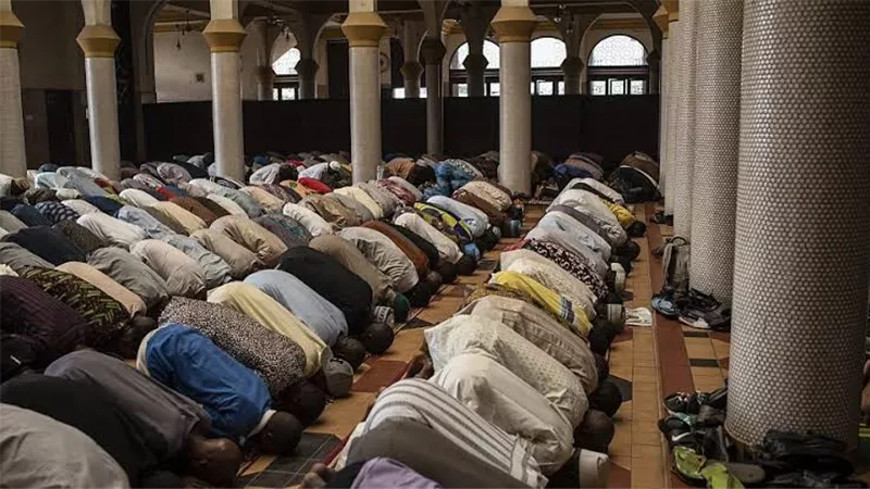 بعد صلاة الجمعة.. مسلحون يختطفون مصلين من مسجد في نيجيريا