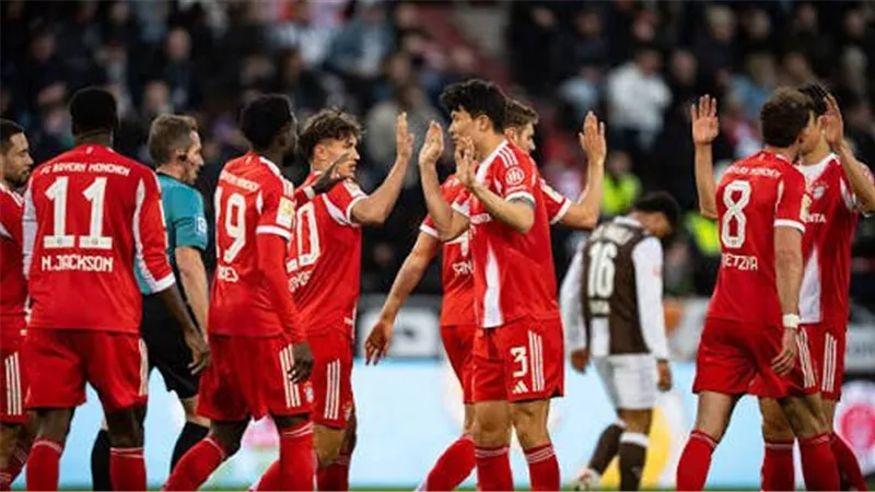 التشكيل الرسمي لمباراة بايرن ميونخ وبروسيا دورتموند مدريد في كأس السوبر الألما
