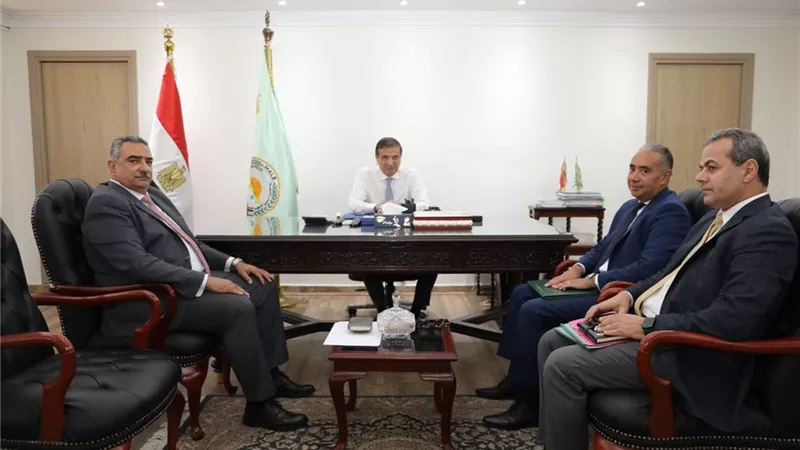 وزير الزراعة يستقبل سفير مصر الجديد لدى أوغندا لتعزيز التعاون والتبادل التجاري