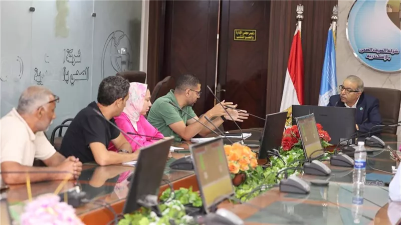 رئيس شركة الصرف الصحي بالإسكندرية يبحث مع شركة «UPS» أحدث تقنيات الكشف  