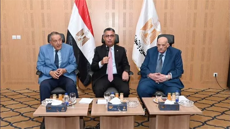 وزير التموين: أصحاب المخابز شركاء أساسيون في منظومة الخبز