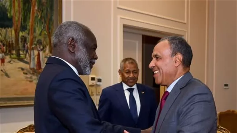 عبد العاطي يلتقي وزير المالية السوداني لبحث دعم جهود إعادة الإعمار