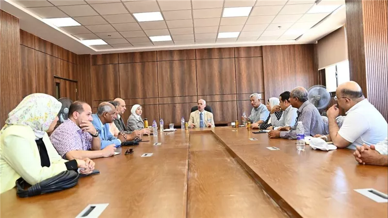 قبل بدء الدراسة.. رئيس جامعة أسيوط يتفقد جاهزية كلية التربية للطفولة المبكرة