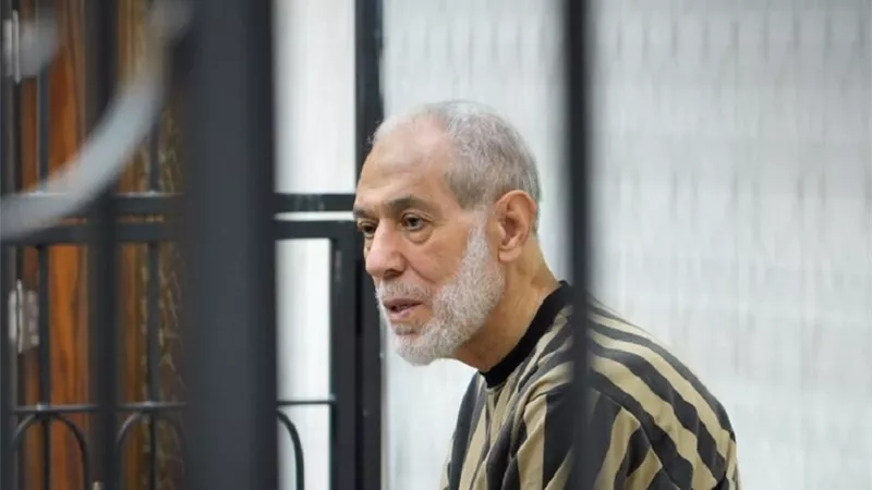 المؤبد لمفتي سوريا السابق أحمد حسون بتهم التحريض على العنف وتبرير القتل