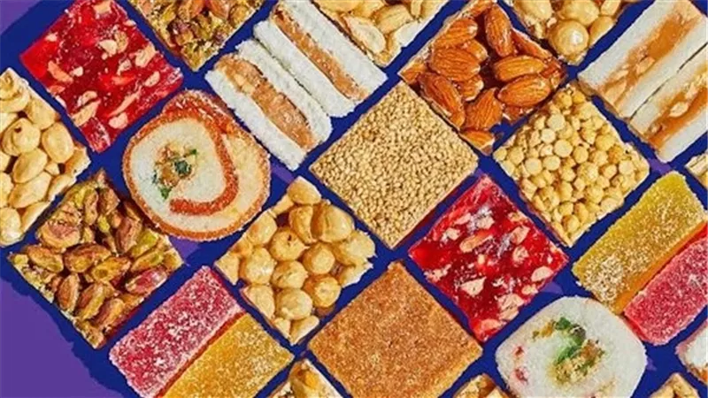 «بضاعة مركونة» من العام الماضي.. علامات تكشف حلاوة المولد الفاسدة قبل الشراء