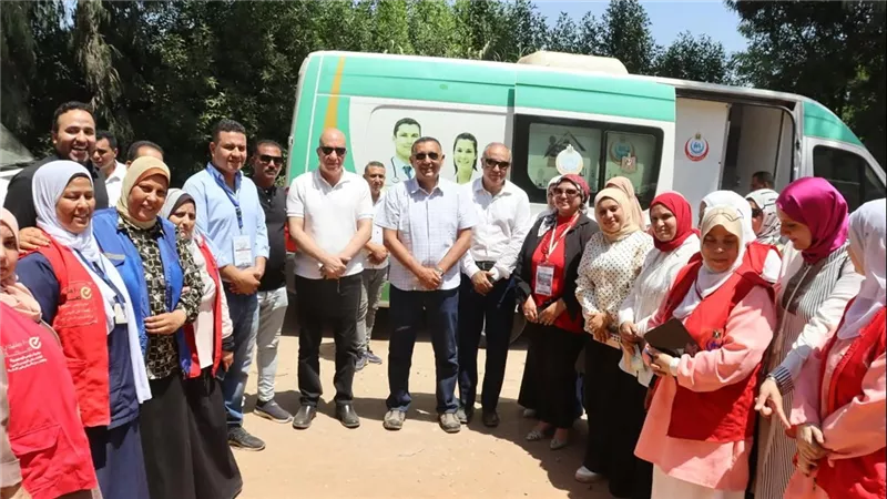 قافلة طبية مجانية تضم 9 تخصصات لخدمة أهالي كفر الشهاوي بالقليوبية