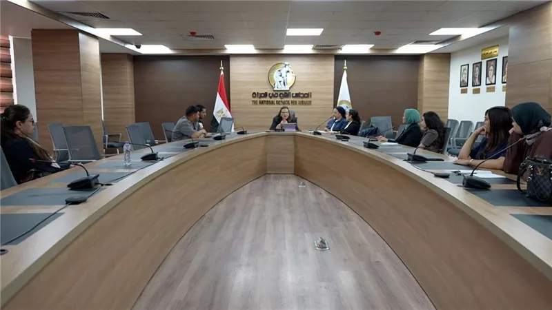 المجلس القومي للمرأة ينظم يومًا تعريفيًا لطلاب الجامعات ضمن التدريب الصيفي