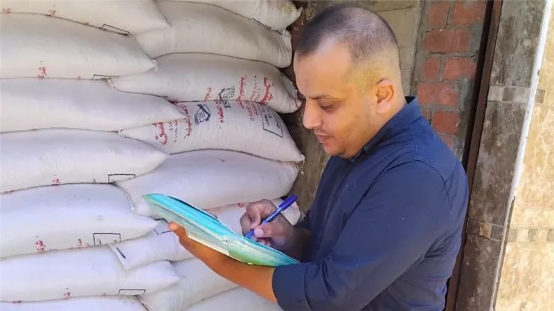 خلال حملة تموينية.. ضبط 5 أطنان ملح داخل معمل ألبان بكفر الشيخ