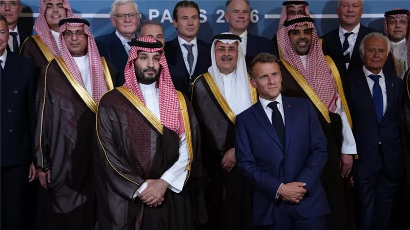 بيان فرنسي سعودي مشترك يطالب بانسحاب إسرائيل واحترام سيادة لبنان 