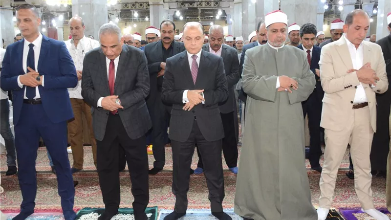 من رحاب المسجد الأحمدي.. محافظ الغربية يشهد احتفال ذكرى المولد النبوي الشريف