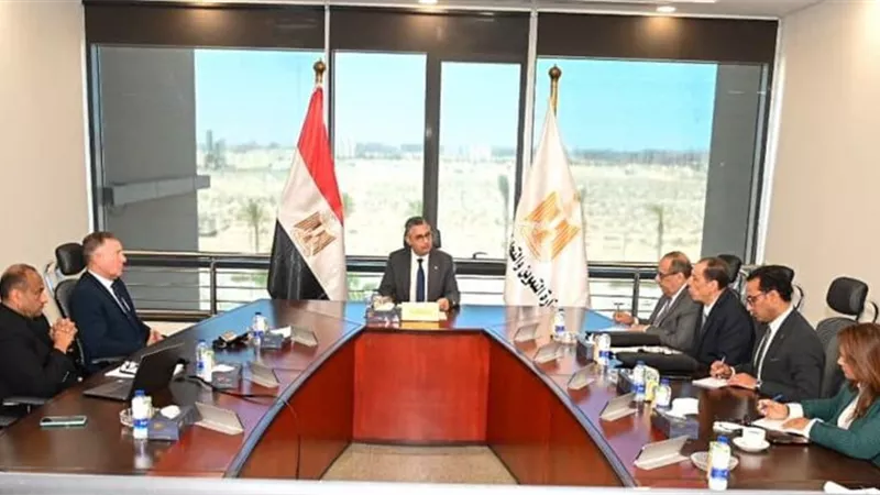 «التموين» تبحث مشروع إنتاج الإيثانول الحيوي من الباجاس باستثمارات ضخمة