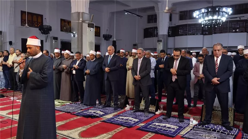 محافظ الإسماعيلية يشهد احتفال الأوقاف بالمولد النبوي الشريف