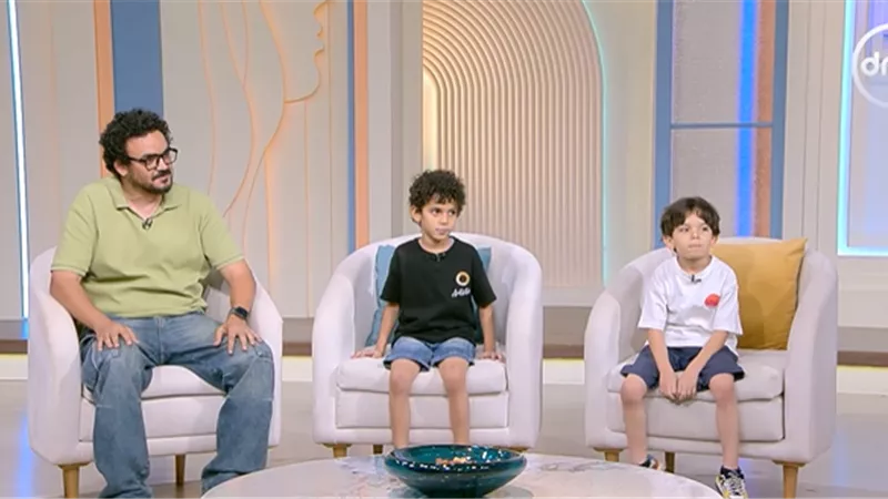 محمد طلعت عن تربية أبنائه: «مش عايزهم يتنافسوا أو يقارنوا نفسهم ببعض»