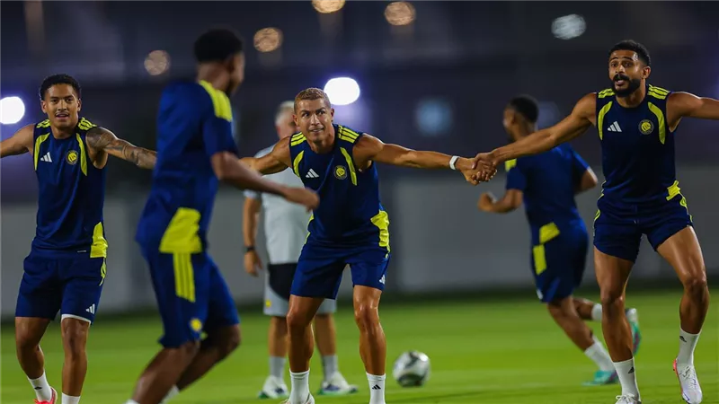 النصر والاتفاق.. رونالدو يقود تشكيل العالمي بدوري روشن