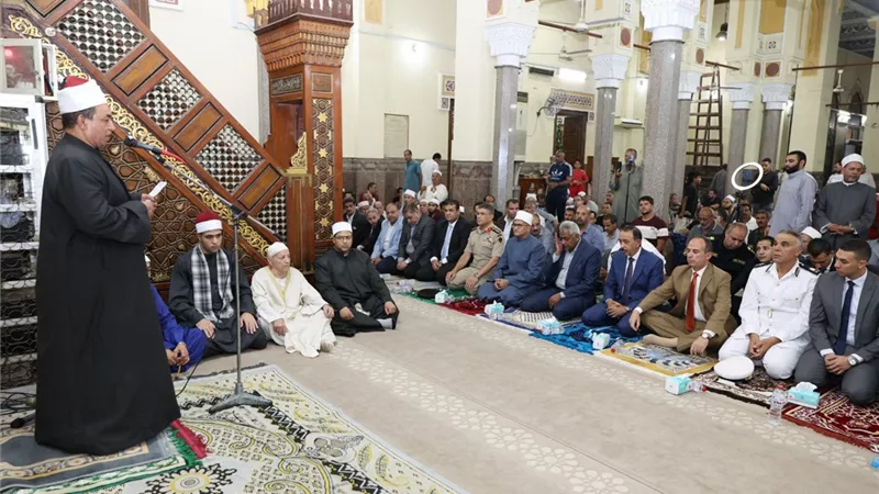 محافظ سوهاج يشهد احتفال الأوقاف بذكرى المولد النبوي الشريف بمسجد العارف بالله