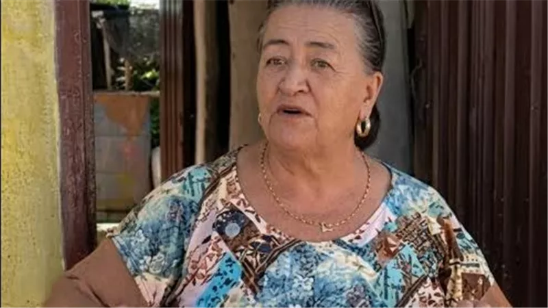 «كل سر له تمن».. كولومبية تحول حكايات الجيران إلى مشروع يدر مبالغ مالية ضخمة
