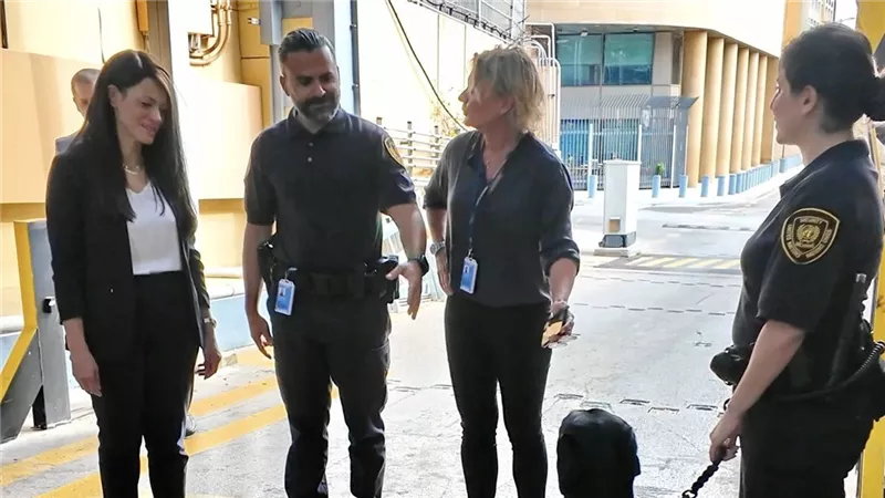 رانيا المشاط تحتفي بـ«توايلايت».. مسؤول الأمن ذو الأربعة أرجل في «الإسكوا»