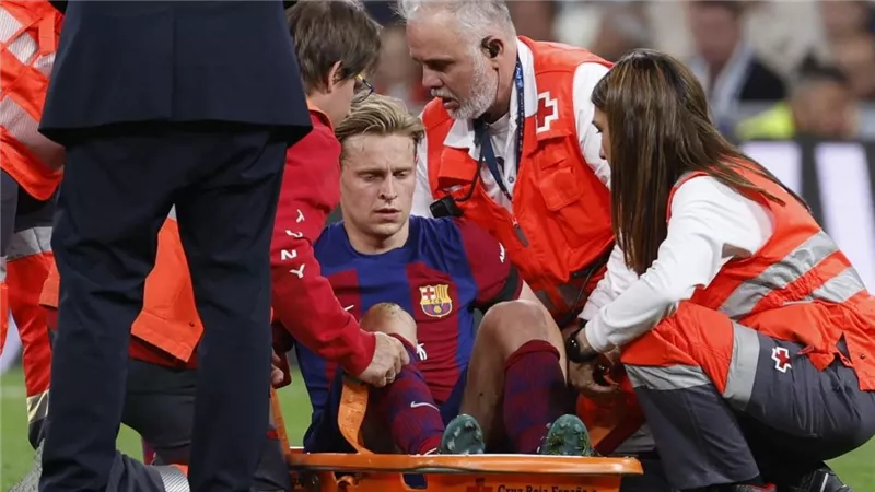 فرينكي دي يونج يوجه صدمة جديدة لبرشلونة قبل العودة للملاعب