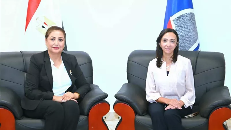 محافظ البحيرة تستقبل رئيس اللجنة الطبية العليا والإستغاثات بمجلس الوزراء بالمر