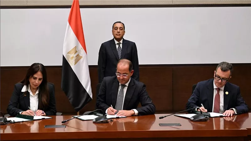 بـ98.1 مليار جنيه.. مدبولي يشهد توقيع اتفاقية تسوية مديونية الوطنية للإعلام والمجتمعات العمرانية