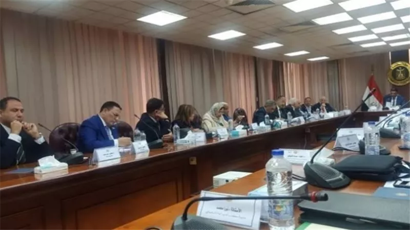 بحضور وزير الصناعة.. عبير عصام تطرح رؤية لتفعيل دور «الجمعيات الأهلية» في دعم المشروعات الصغيرة
