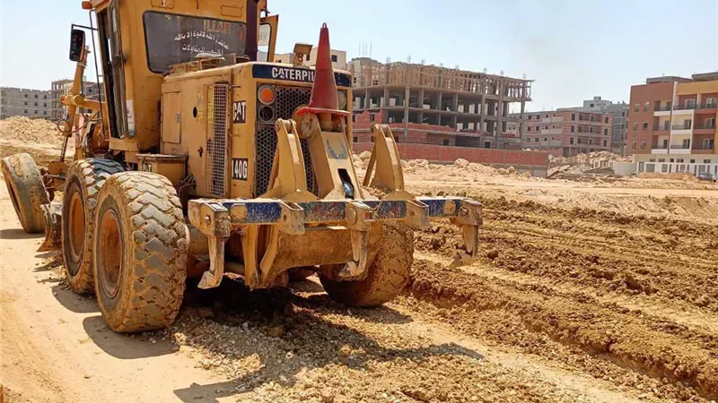متابعة وتطوير مشروعات الطرق والمرافق بمناطق «بيت الوطن» بالقاهرة الجديدة