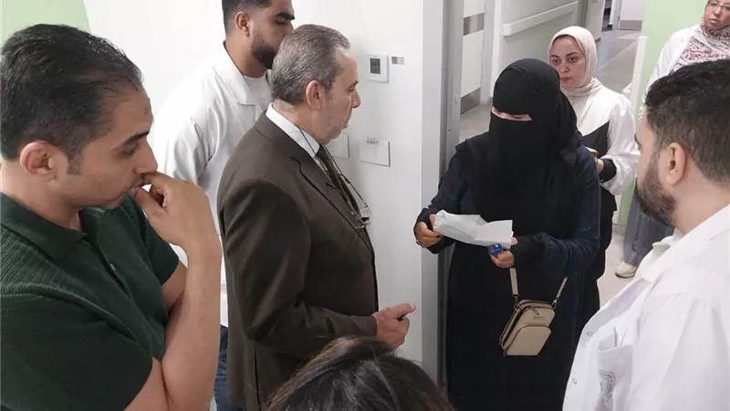 جولة إشرافية لنائب مدير فرع الرعاية الصحية بالسويس لمتابعة الخدمات بالمجمع