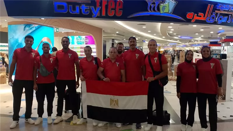 بعثة التجديف تغادر إلى إيطاليا للمشاركة في دورة ألعاب البحر المتوسط