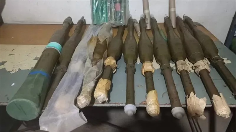 الجيش اللبناني يوقف 10 سوريين في بعلبك ويحبط تهريب قذائف بمنطقة راشيا