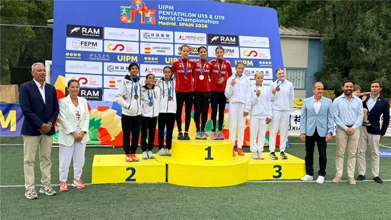 وزير الرياضة يهنئ أبطال الخماسي الحديث بعد تحقيقهم ثاني 