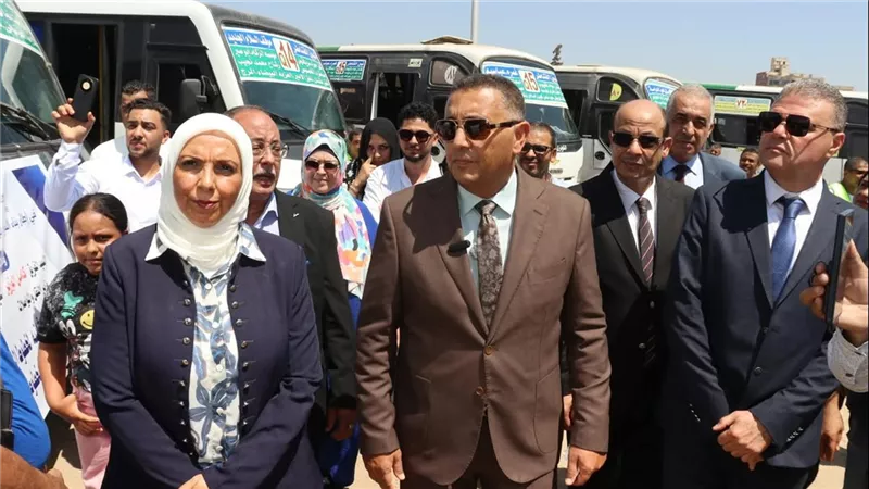 محافظ القليوبية يدشن المرحلة الثانية للنقل الجماعي لربط المحافظة بالقاهرة