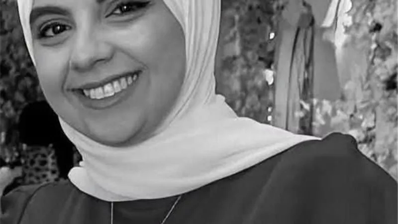 إعلام القاهرة تنعي وفاة خريجة الإذاعة والتليفزيون رضوى محمد بكلمات مؤثرة
