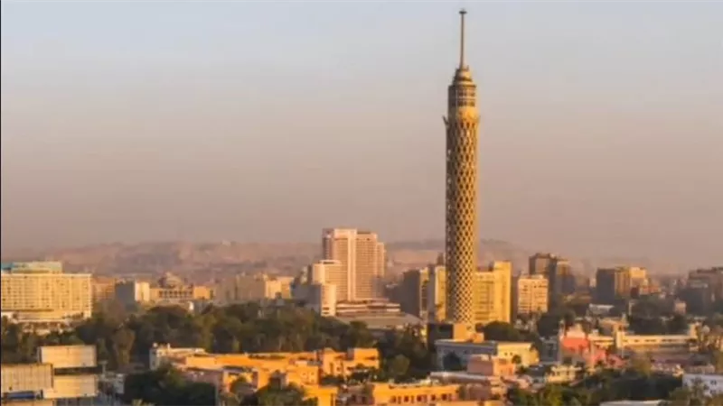 وزارة السياحة والآثار تطلق حملة ترويجية للتوعية بمنظومة إصدار تأشيرات الدخول عند الوصول بمطار القاهرة