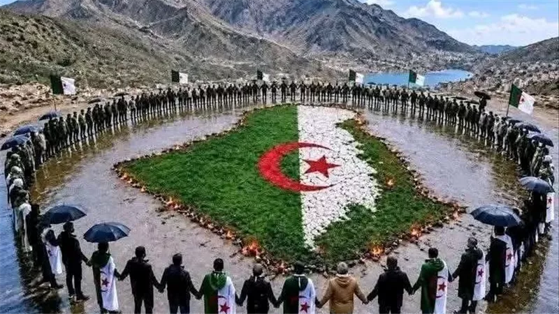 «الجزائر لا تستغيث ولا تستجدي أحدا».. حفيظ دراجي يوجه رسالة نارية بعد كارثة الحرائق