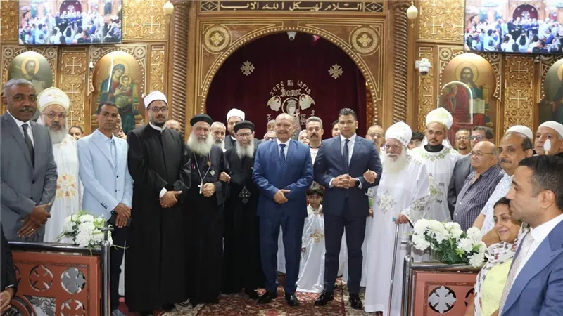 محافظ السويس يهنئ الأخوة الأقباط بمناسبة عيد تجلي السيدة العذراء مريم