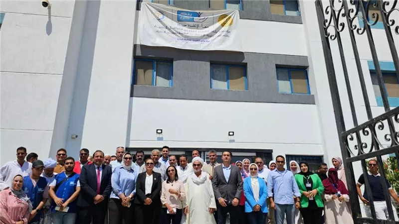 بالتعاون مع الشفاء..رئيس الوزراء يستعرض نتائج قافلة طبية شاملة بمحافظة البحيرة