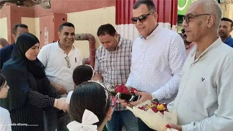 وكيل تعليم دميــاط يطلق مبادرة مدرستي عنواني من فارسكور