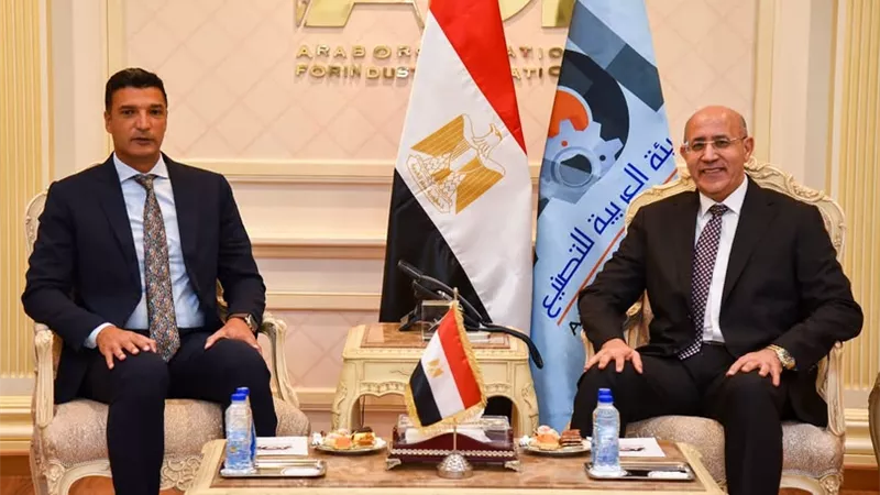 العربية للتصنيع تبحث مع وزير الصناعة تعظيم القدرات الإنتاجية وتوطين التكنولوجي