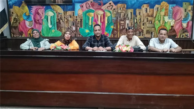 جامعة قنا تواصل دعم المشروع القومي لمحو الأمية بلقاءات توعوية للطلاب