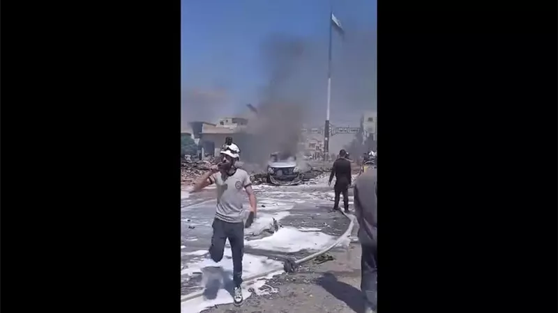 سوريا.. قتيلان و10 مصابين في انفجار سيارة محملة بالذخائر بريف إدلب