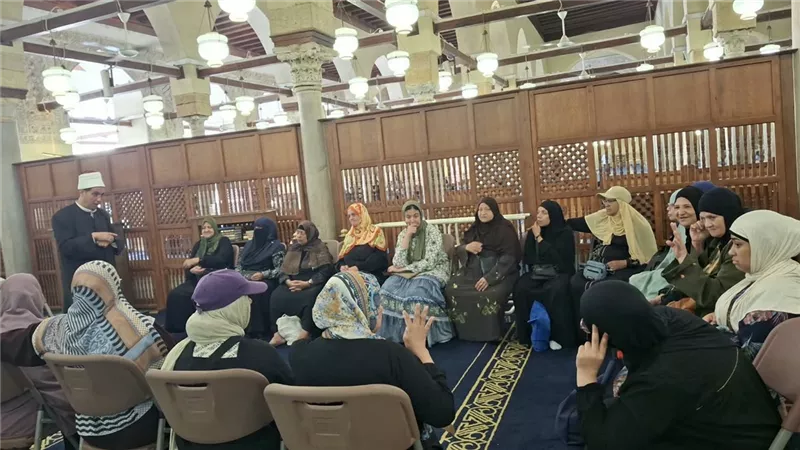 «البحوث الإسلامية» يوسع دروس لغة الإشارة بالجامع الأزهر بعد إقبال كبير